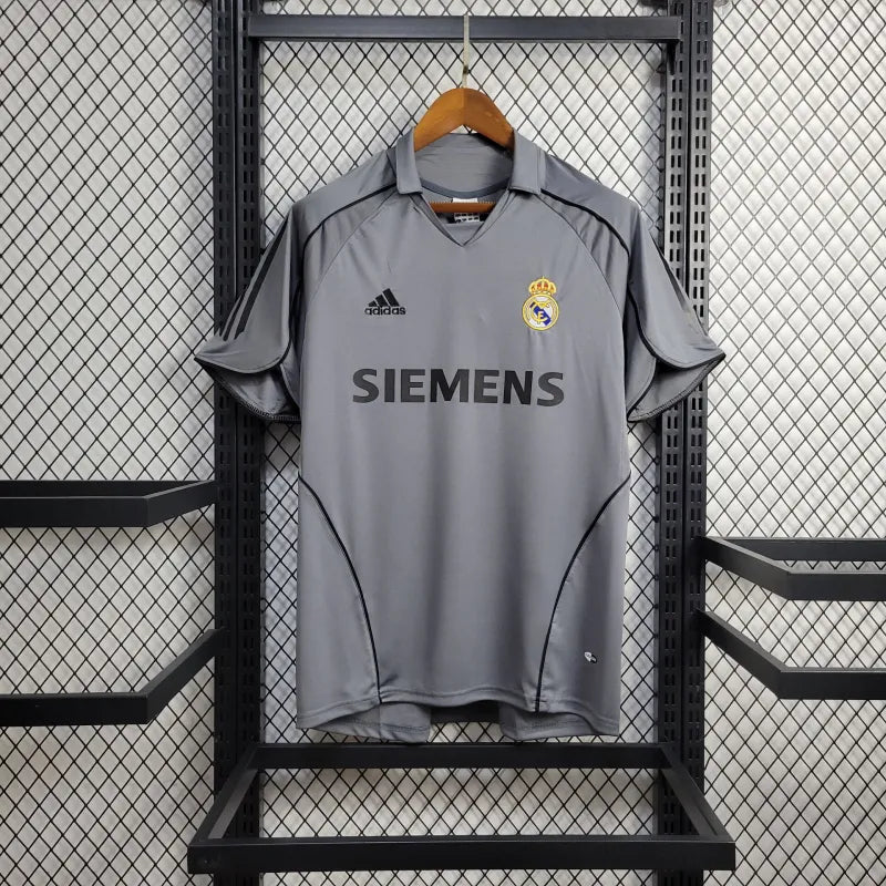 Camisa Real Madrid Cinza RETRÔ 2005/06