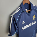 Camisa Real Madrid Azul RETRÔ 05/06 Home 1
