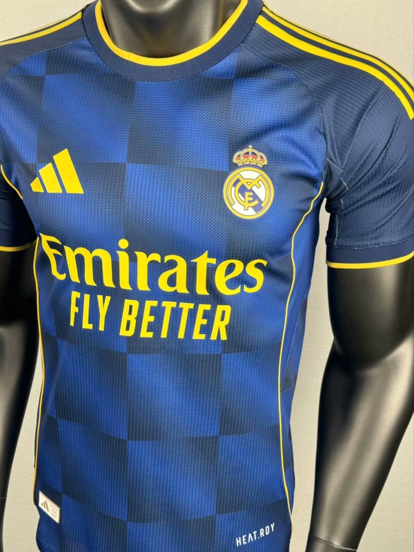 Camisa Real Madrid Azul 25/26 Treino - Versão Jogador