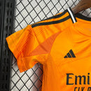 Conjunto Infantil Real madrid 24/25 Laranja