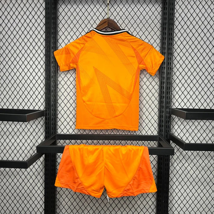 Conjunto Infantil Real madrid 24/25 Laranja